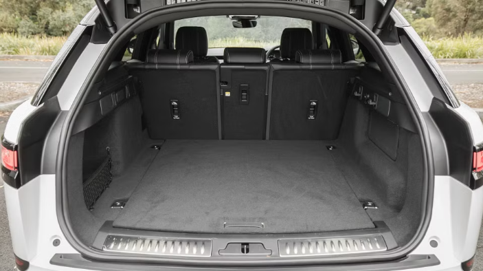 Interior view 3